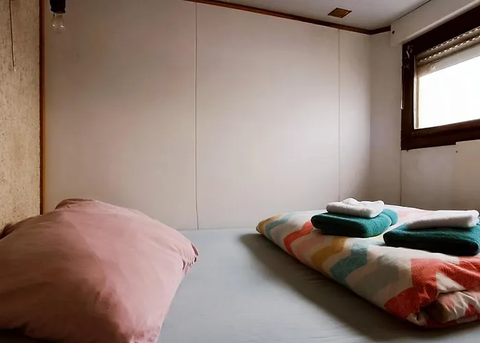 L'odyssée Péniche Hébergement de vacances *